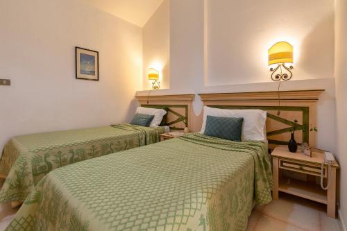 1 double bed
