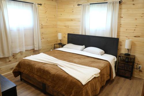 Indiana Lake Escape in Fremont (Indiana)