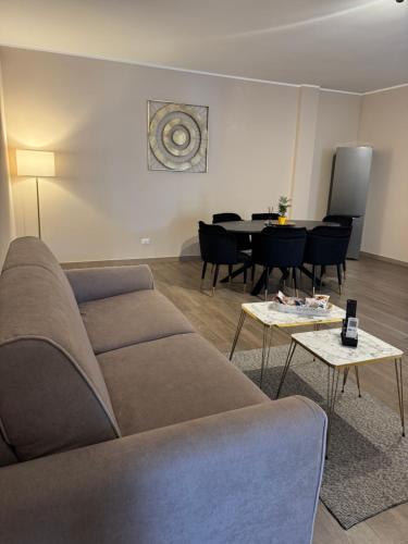 2 bedrooms, 4 beds