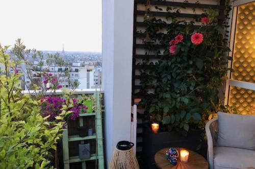 Apartment with terrace and view of Paris - image 14
