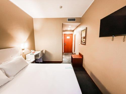 Porto Antas Hotel - image 2