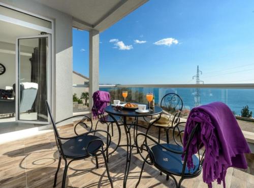 陽台/露台, 卡皮塔諾別墅公寓 (Apartments Villa Capitano) in 米來尼