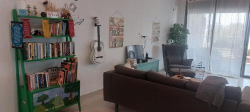 Elegant 4-Bedroom Apartment In Herzliya in Herzliya City Center