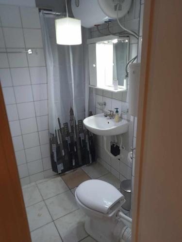 Athens Koukaki Studio apartment - image 5