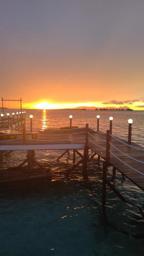 ทัศนียภาพ, Sea Plus Water Challet near อุทยานทางทะเลตุนซาการัน