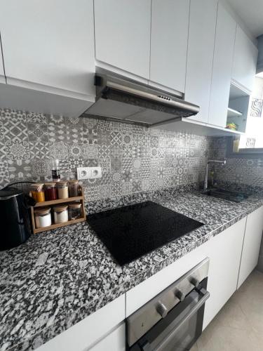 Stunning Modern Apartment in heart of Agadir for families in Hay El Farah