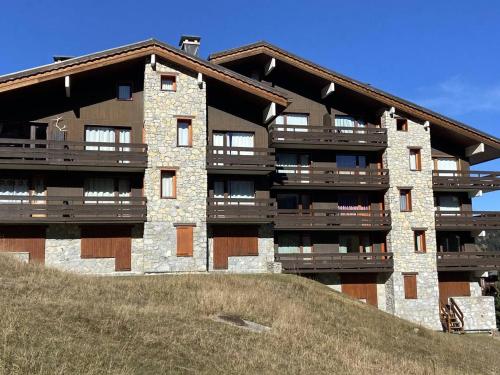 Méribel Mottaret : Appart. Confortable 2 Ch, Balcon, Ski-In/Ski-Out - FR-1-355-50 (Meribel Mottaret : Appart. Confortable 2 Ch, Balcon, Ski-In/Ski-Out - FR-1-355-50) in เมอริเบล มอตตาเรต