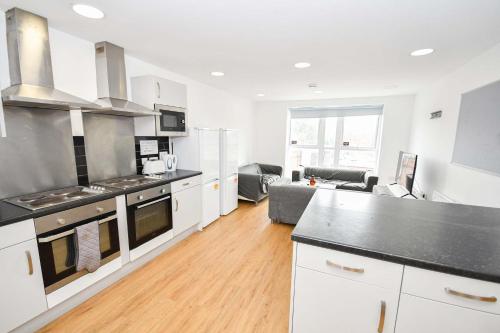 Convenient 8 Bedroom Apartment in Liverpool in Edge Hill