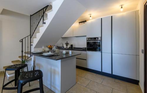 Kitchen, Gorgeous Home In Terre Roveresche in Barchi (Pesaro)
