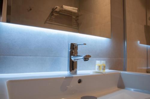 Hostal Bcn 46 - image 5