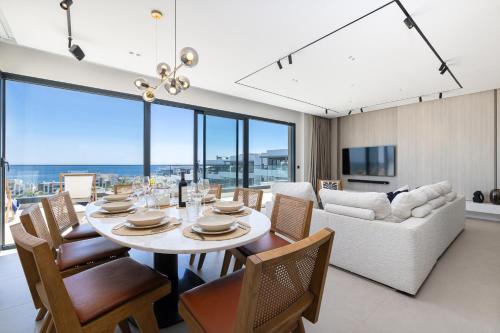 Exquisite Penthouse with Panoramic Sea view RDR475 in ปวยร์โต เด เอสเตโปนา