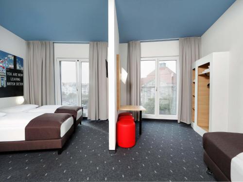 Triple Room image 3