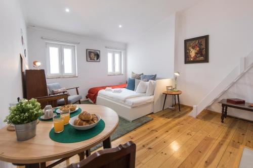 Vintage Flat in Graça, Lisbona
