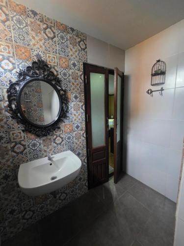 Foto - At Ease As Home