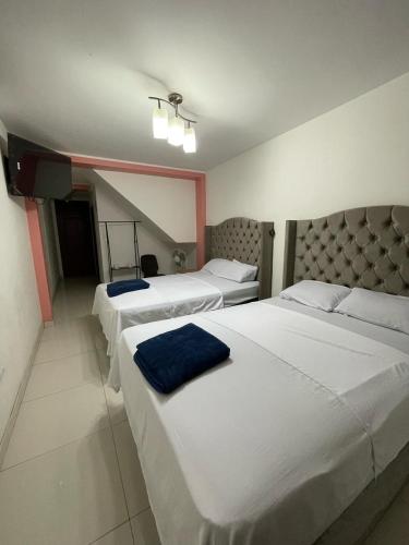 3 double beds