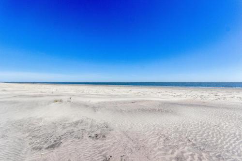 Sea Cabin 228-B - image 11