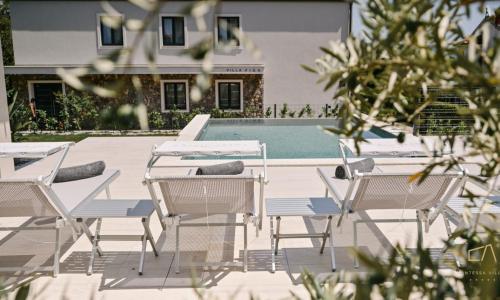 Villa with Private Pool image 6