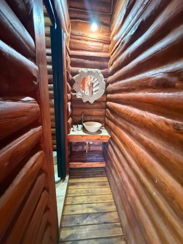 Vannas istaba, Cabaña Los Abuelos para 6 personas (Cabana Los Abuelos para 6 personas) in Coronel Moldes