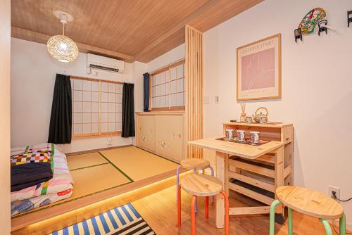 2 min walking distance to station cozy room in central tokyo