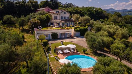 Villa Lontana Lucca gîte à louer Ponte San Pietro