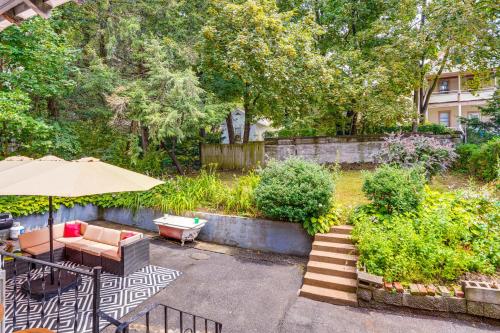 Walk to Nott Memorial Studious Retreat Near Eats in Schenectady