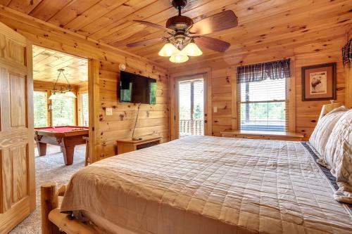Absolutely Perfect Cabin by Staycating detail