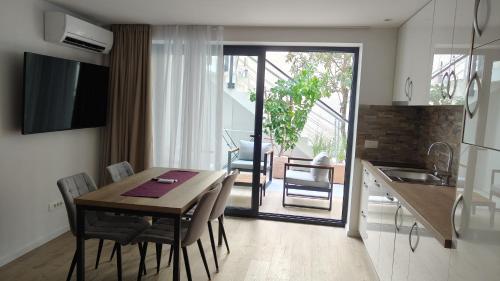 Apartmaji Sopotnik in Jagodje