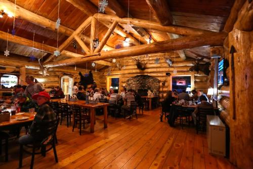 Crooked Creek Guest Ranch in Dubois (WY)