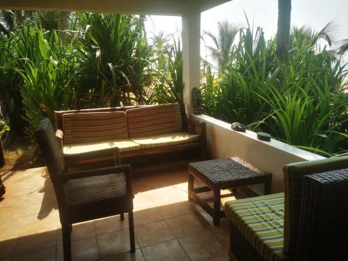 Bungalow accés direct plage privée "Plage tropicale Chez Jack et Régine" (Bungalow acces direct plage privee "Plage tropicale Chez Jack et Regine") in Grand-Bassam