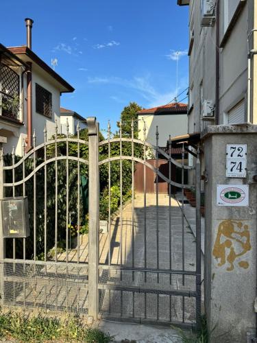 United Residence 2