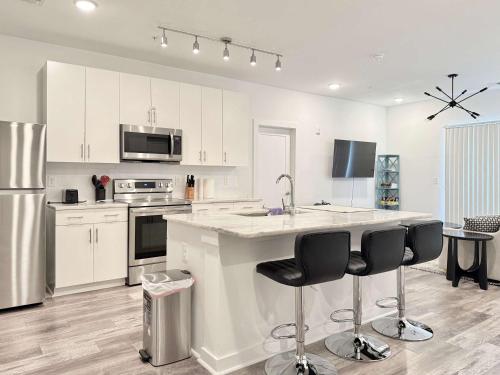 Spacious 2B2B Condo in ATL Free Street Parking 525Pkwy220 in Old Fourth Ward