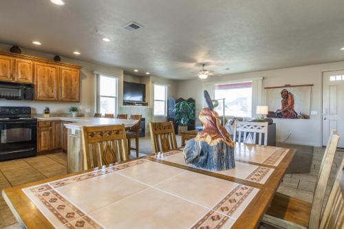 2012 LP PS4, Private Balcony with Beautiful Mountain Views, and Great Clubhouse Amenities, St. George (fotografie 6)