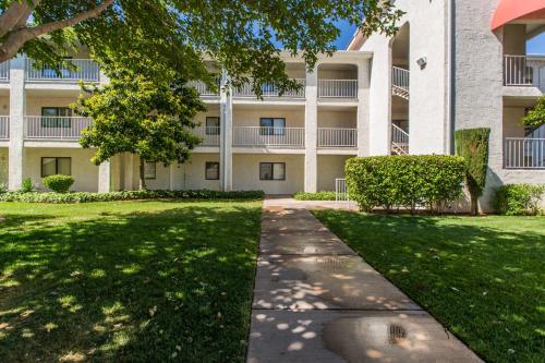 2012 LP PS4, Private Balcony with Beautiful Mountain Views, and Great Clubhouse Amenities, St. George (fotografie 11)