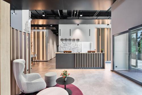 Empfangshalle, Rimedya Hotel - an der Messe Munchen in München