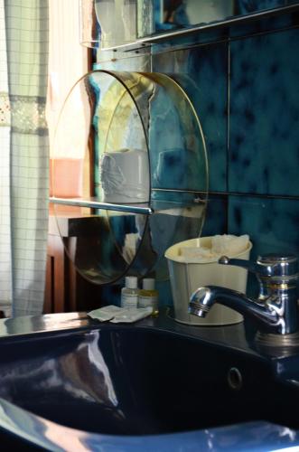 Luxury Triple Room image 1