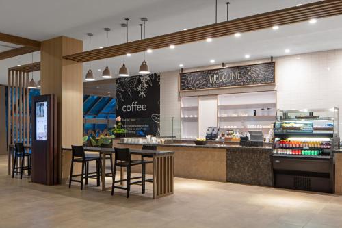 DoubleTree By Hilton Sacramento - image 7