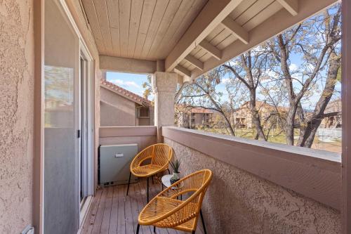 Hikers Hideaway - Cozy Resort Condo with Pool & More in 聖喬治國家公園