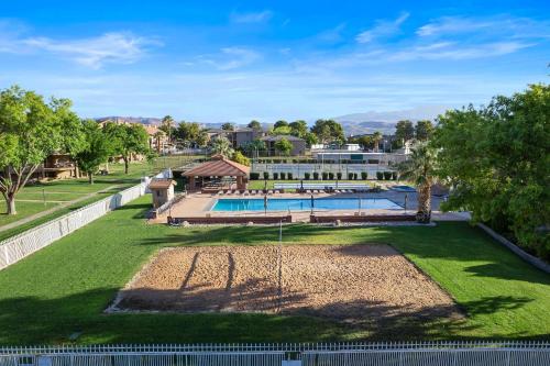 Hikers Hideaway - Cozy Resort Condo with Pool & More in 聖喬治國家公園