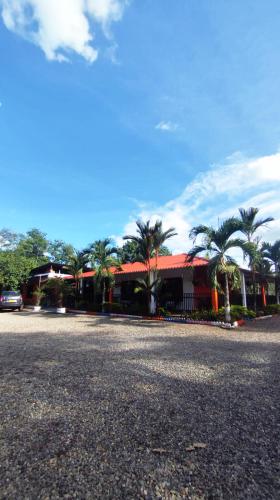 Finca la Campechana in กูมารัล