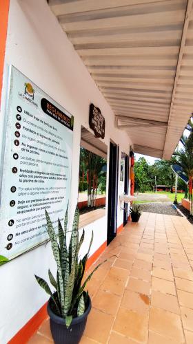 Finca la Campechana in กูมารัล