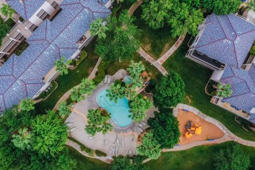 704 Main level 3 bd Unit in Las Palmas, Shared Pool and Hot Tub, Great Clubhouse Amenities, Saint George (photo 3)