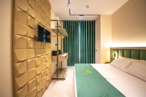 Hotel Royal - image 7