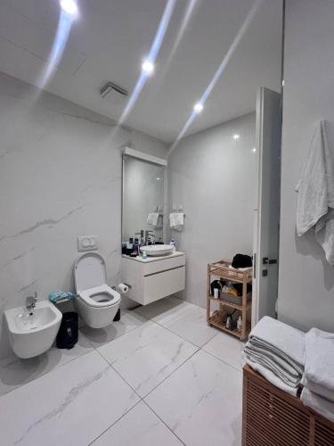 Dukley Retreat, Serenity Collection in Zavala