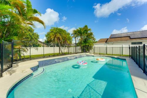 Disney-Themed Home Swim, BBQ and Explore Kissimmee!