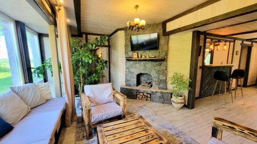 . Lishchyn resort