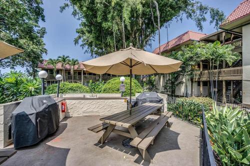 Kona Mansions - Ocean Views & Amenities in Kailua (HI)