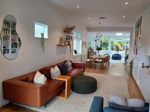 Auckland summer house near Museum of Transport & Technology (MOTAT)