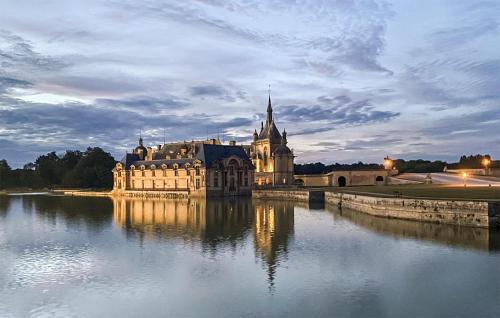 外部景觀, Charmante Maison De Ville in 尚特莉