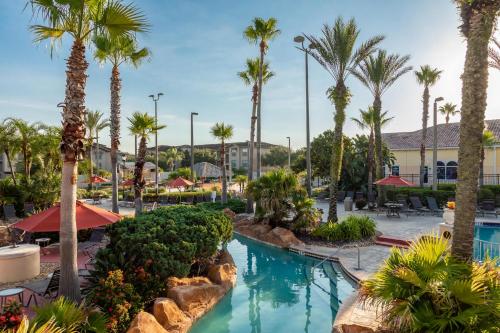 Sunrise on Capri at Regal Palms