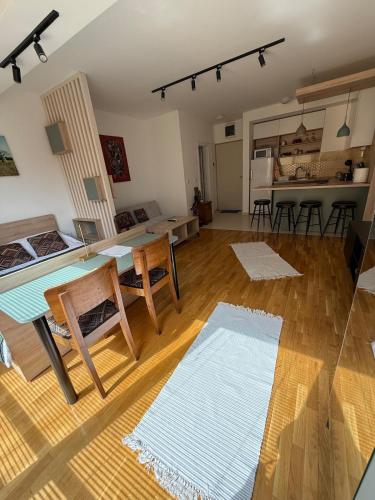 Skopje Centre APT near Zoo with FREE Parking, Skopje (zdjęcie 4)